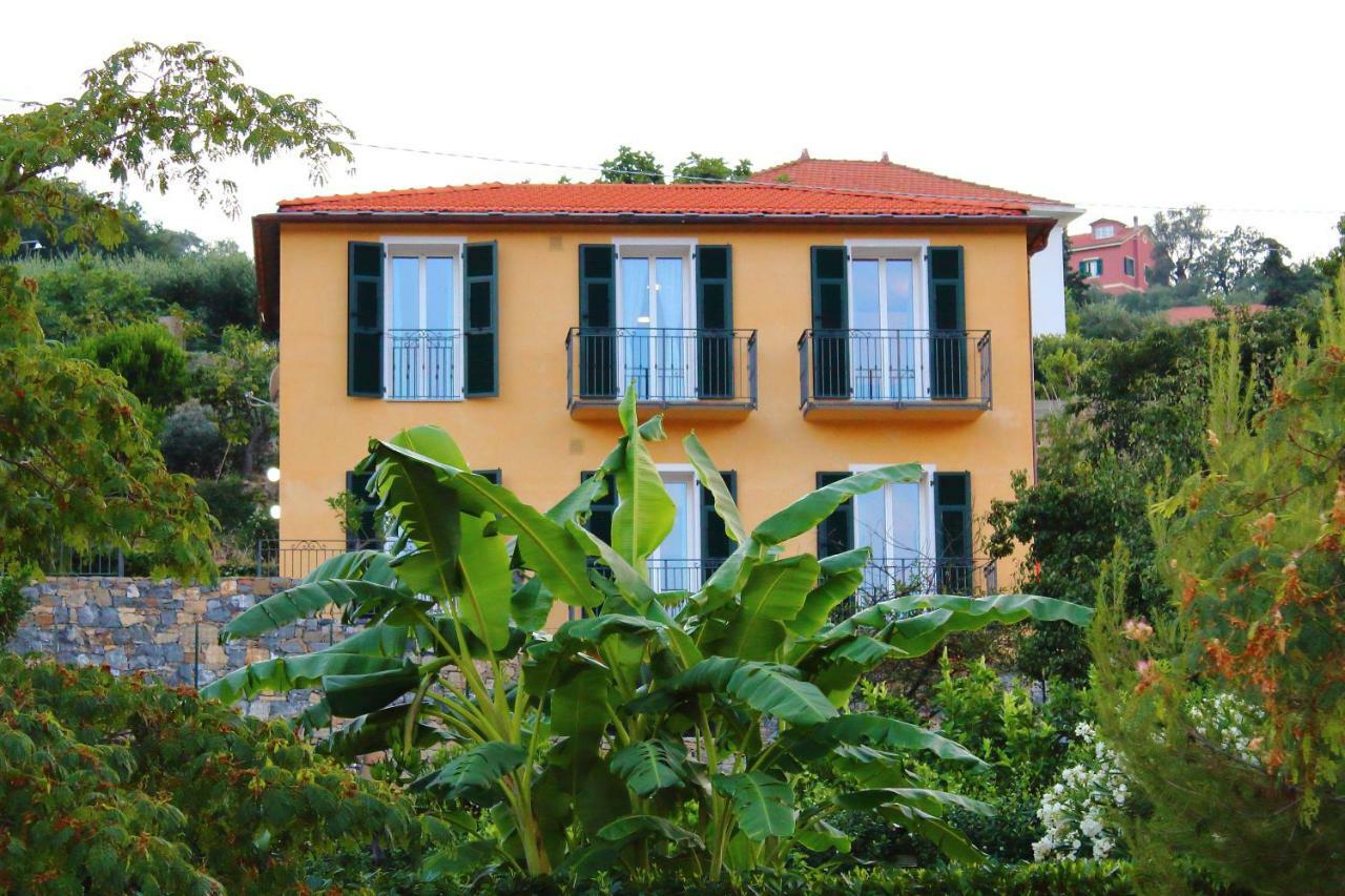 Casa Laura Villa Imperia Exterior photo