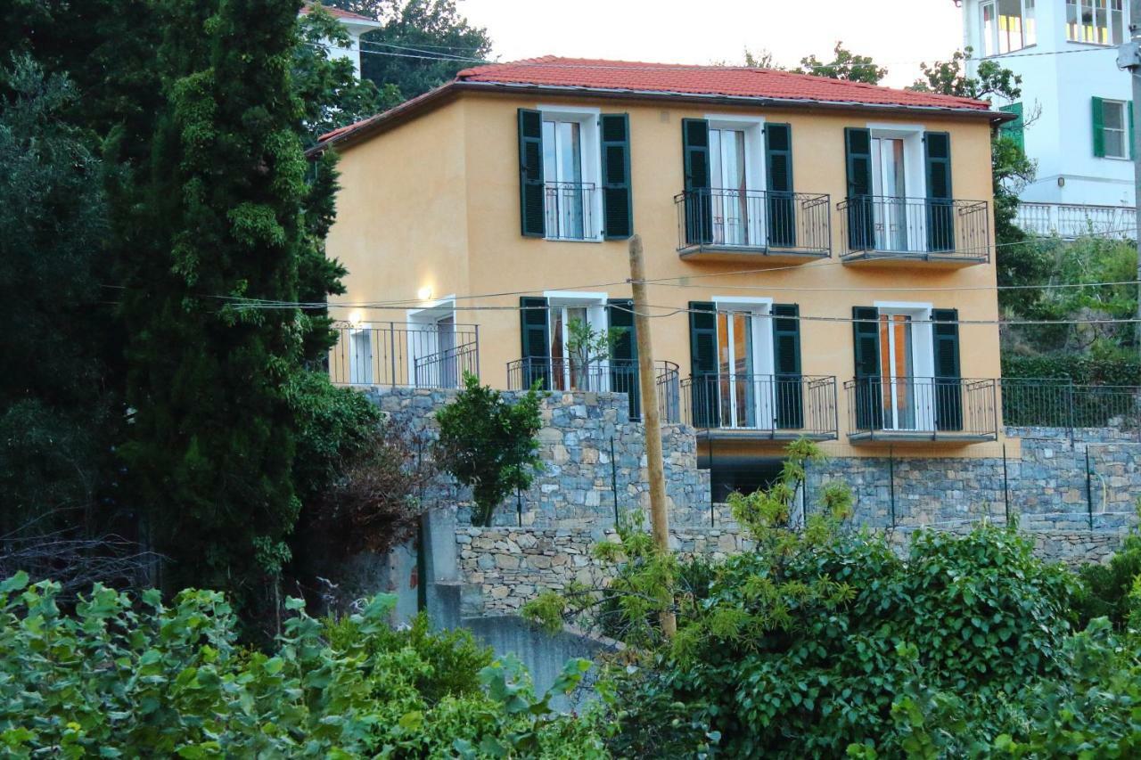 Casa Laura Villa Imperia Exterior photo